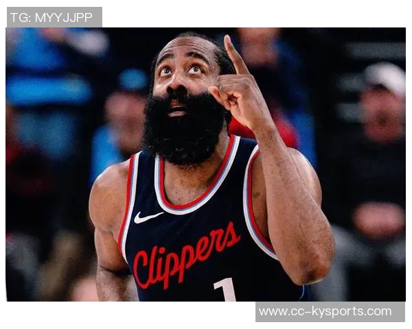 哈登半场表现低迷仅得1分却送出10次助攻展现团队精神 哈登半场表现低迷仅得1分却送出10次助攻展现团队精神