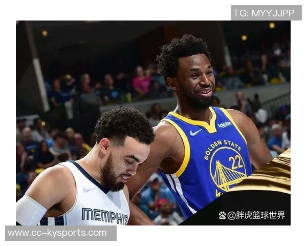 克莱半场表现平平仅得9分1篮板正负值显著下滑引发关注 克莱半场表现平平仅得9分1篮板正负值显著下滑引发关注