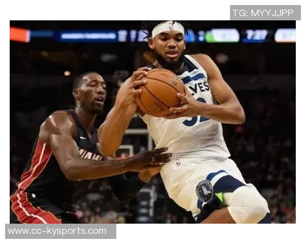 克尼佩尔半场表现惊艳6中4三分球3记轻松拿下11分2篮板1助攻 克尼佩尔半场表现惊艳6中4三分球3记轻松拿下11分2篮板1助攻