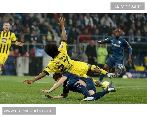 德国裁判雅布隆斯基执法枪手客战布鲁日VAR裁判斯特格曼全程参与