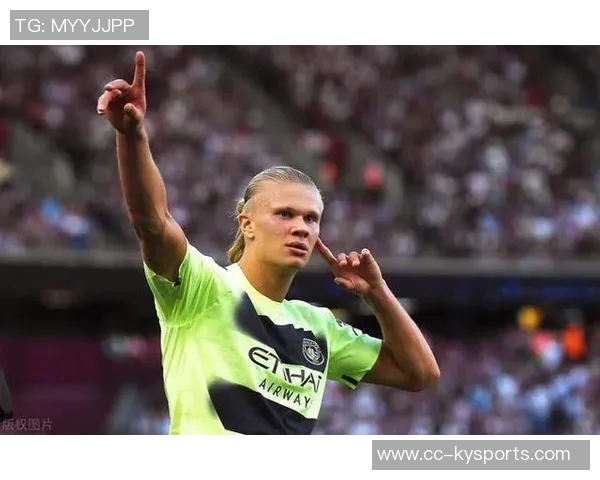 希勒盛赞哈兰德百球成就称其前锋特质令人钦佩